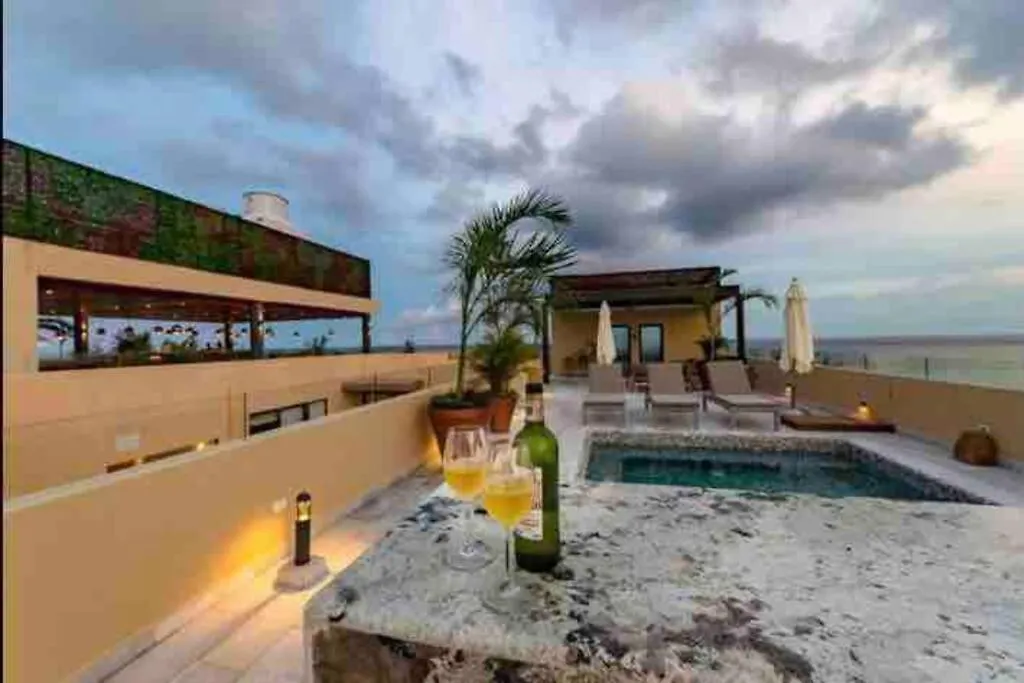 아파트 “Singular Joy” Amazing Location And Roof Top 신데 델 카르멘